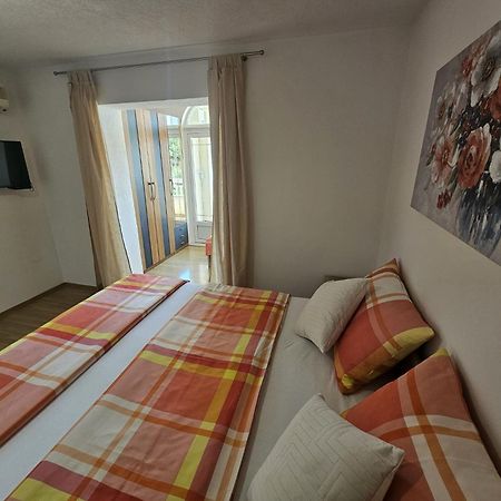 Apartments Kovac Makarska Oda fotoğraf