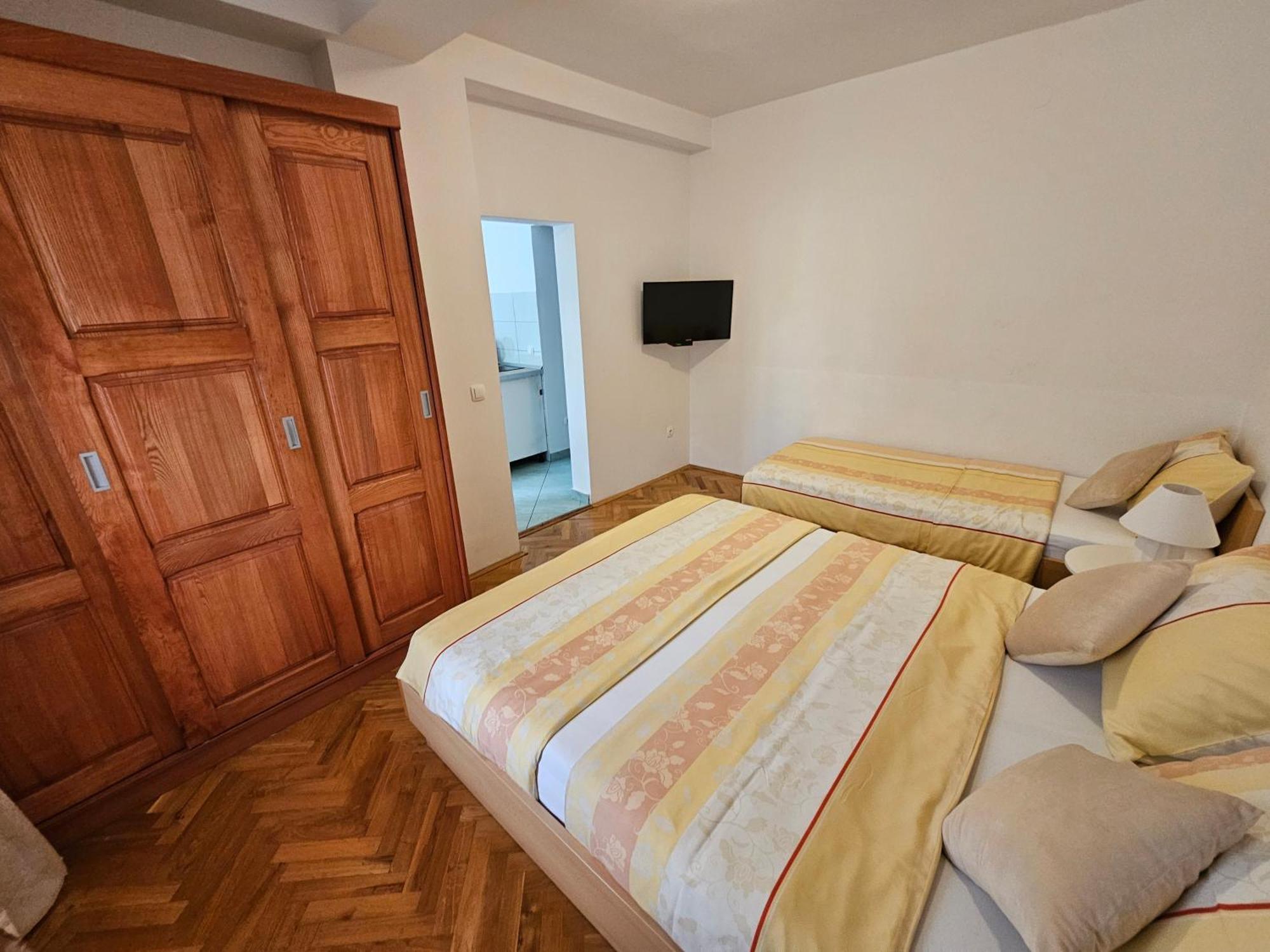 Apartments Kovac Makarska Oda fotoğraf