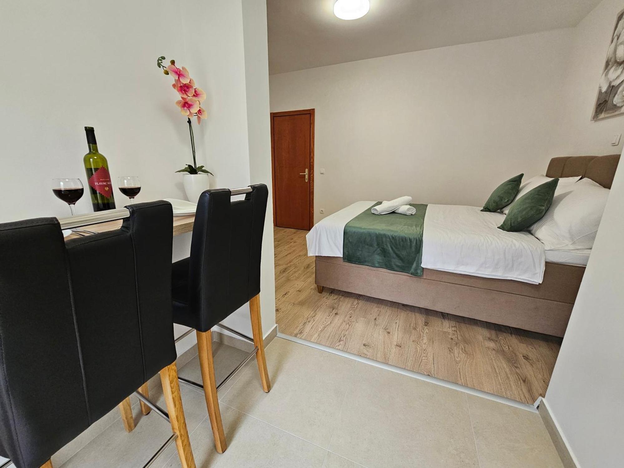 Apartments Kovac Makarska Dış mekan fotoğraf