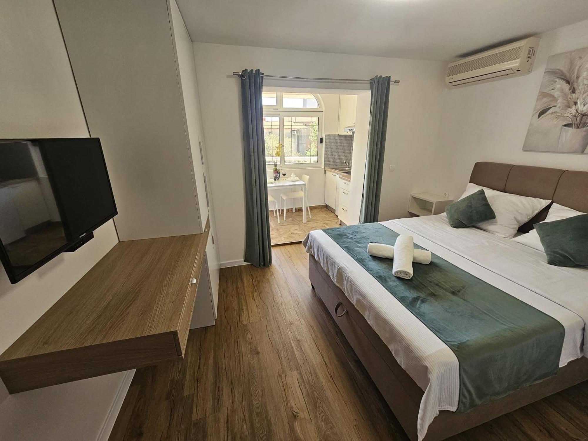 Apartments Kovac Makarska Oda fotoğraf
