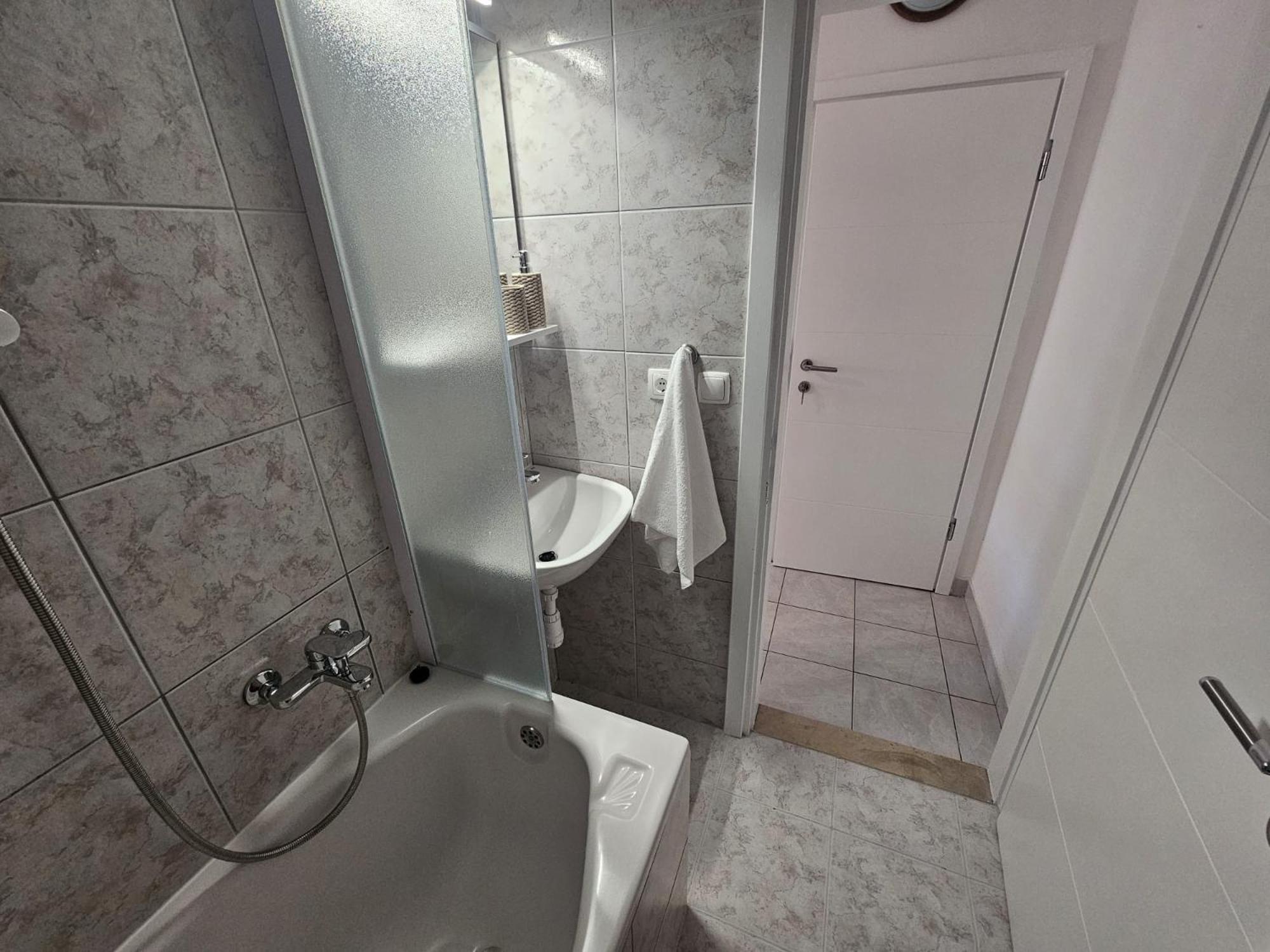 Apartments Kovac Makarska Oda fotoğraf