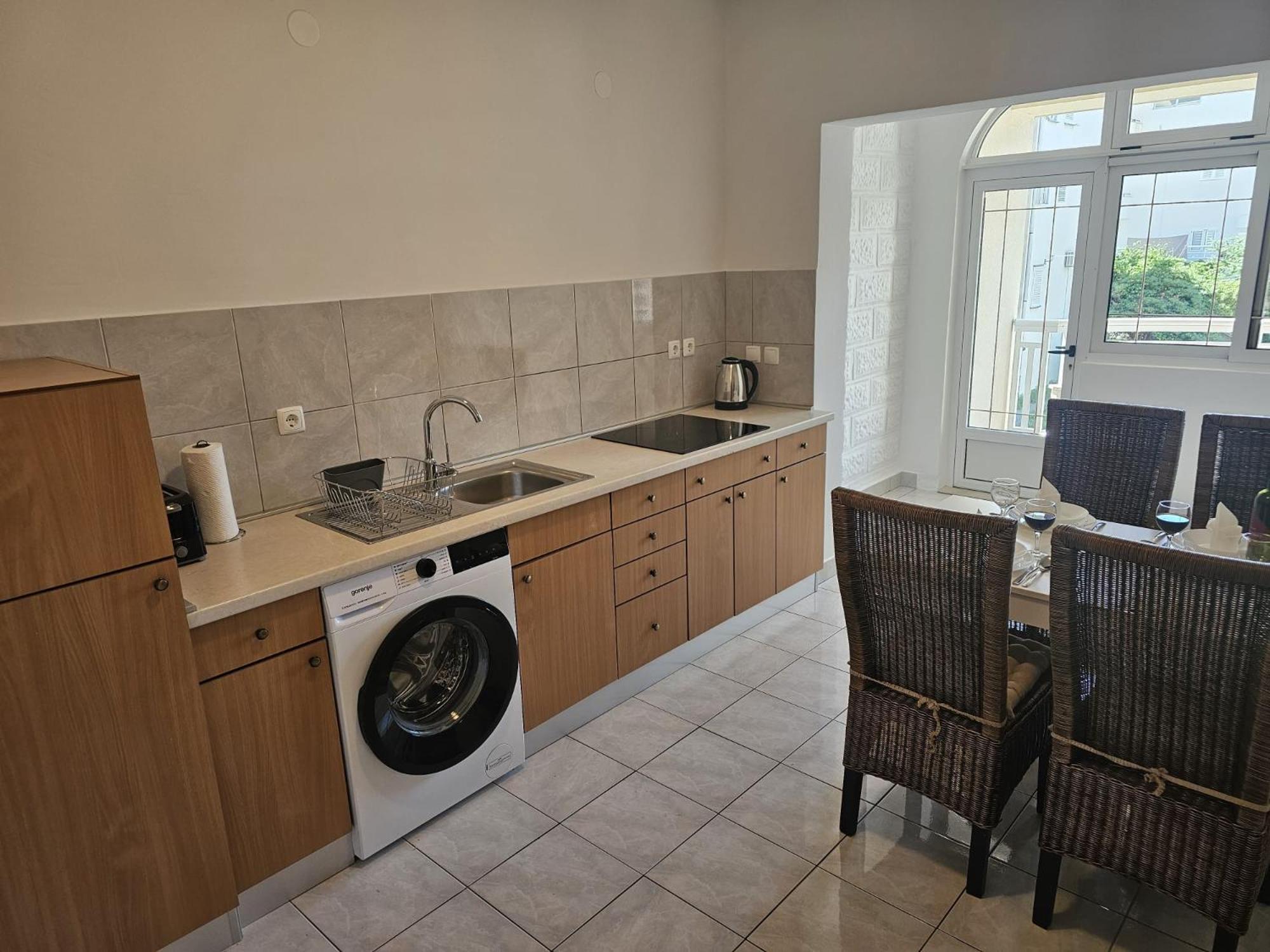 Apartments Kovac Makarska Oda fotoğraf