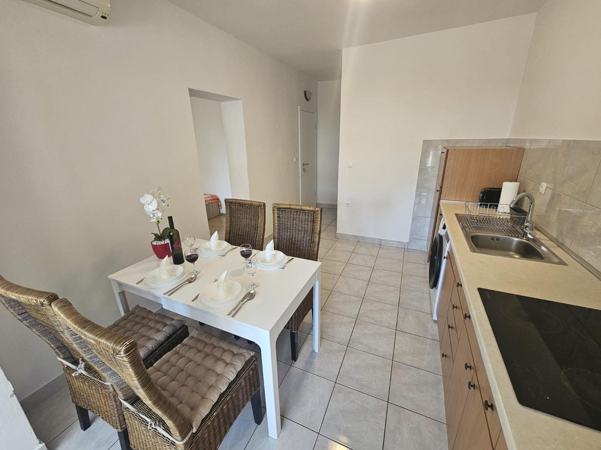 Apartments Kovac Makarska Oda fotoğraf