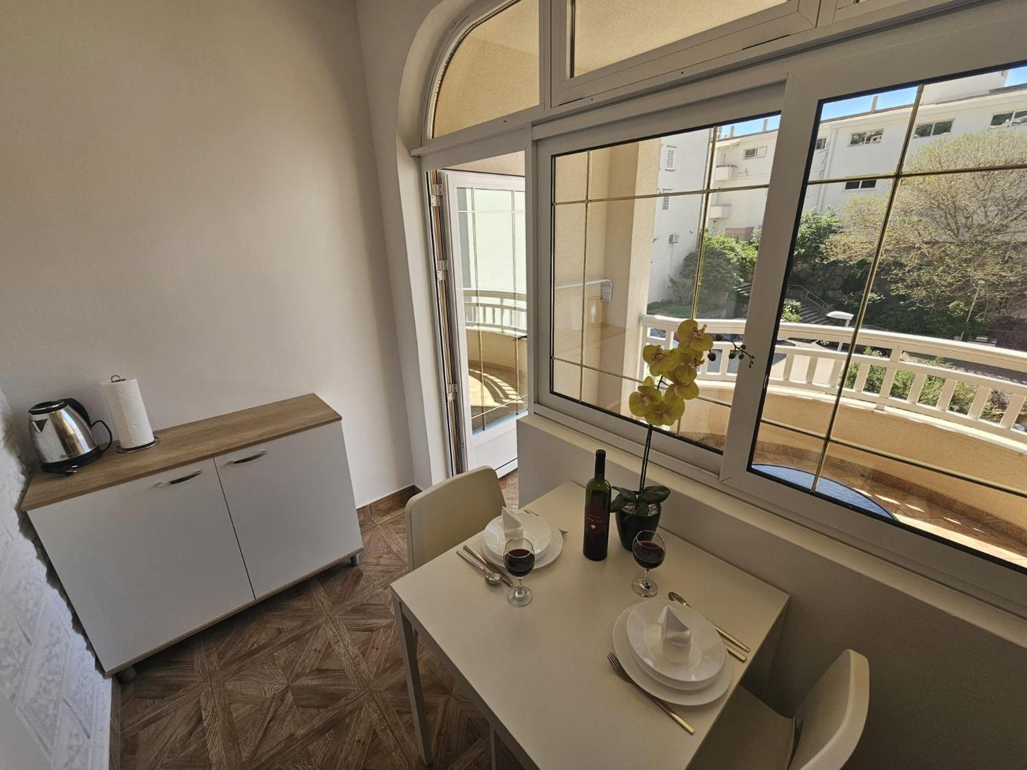 Apartments Kovac Makarska Oda fotoğraf
